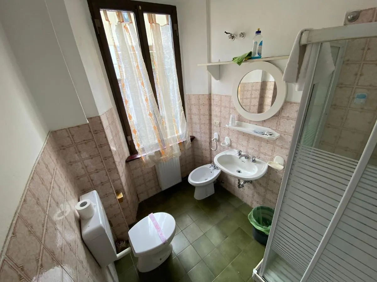 Overnatting Appartamento Con Cucina Marzio 0*,