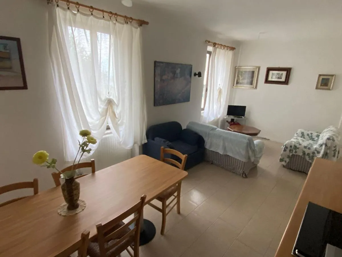Marzio Overnatting Appartamento Con Cucina
